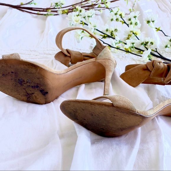 Banana Republic Bow Stilettos - Picture 4 of 5